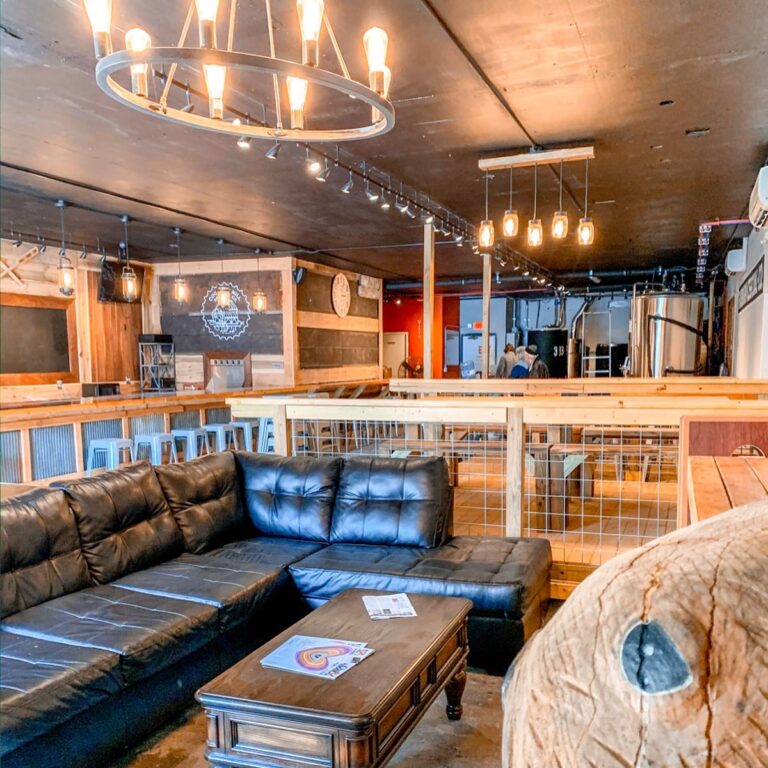 156786849 2843902389167903 5726232801501749313 n 768x768