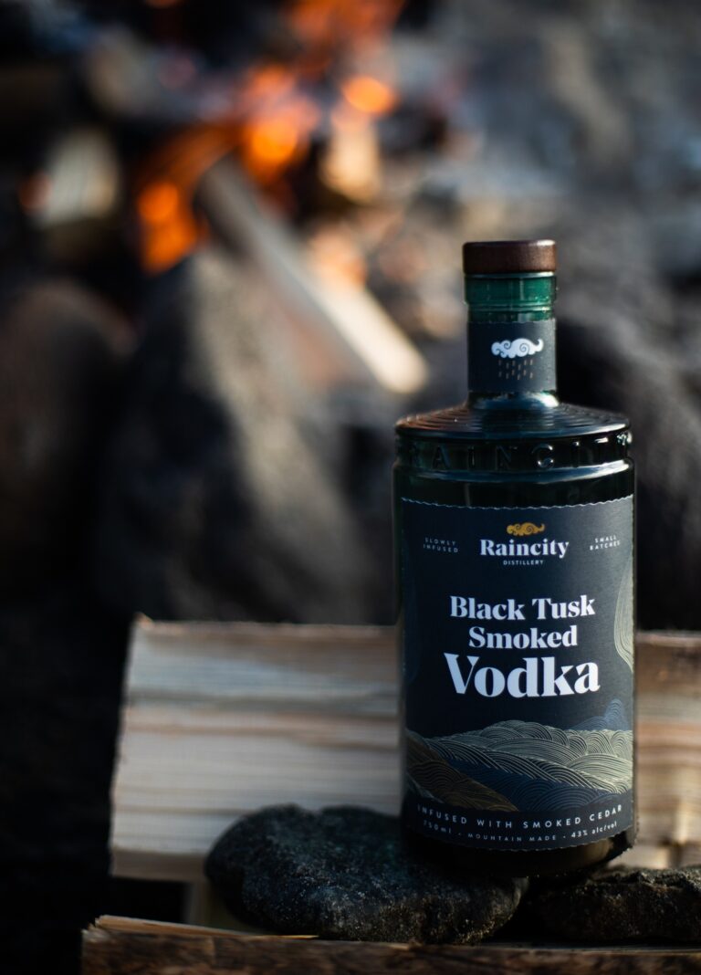 337406764 876884880138402 5013465422513248848 n 768x1068