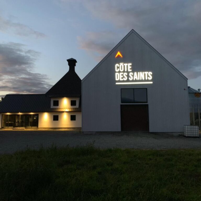 340772078 214849424568868 9176321505978701520 n 768x766