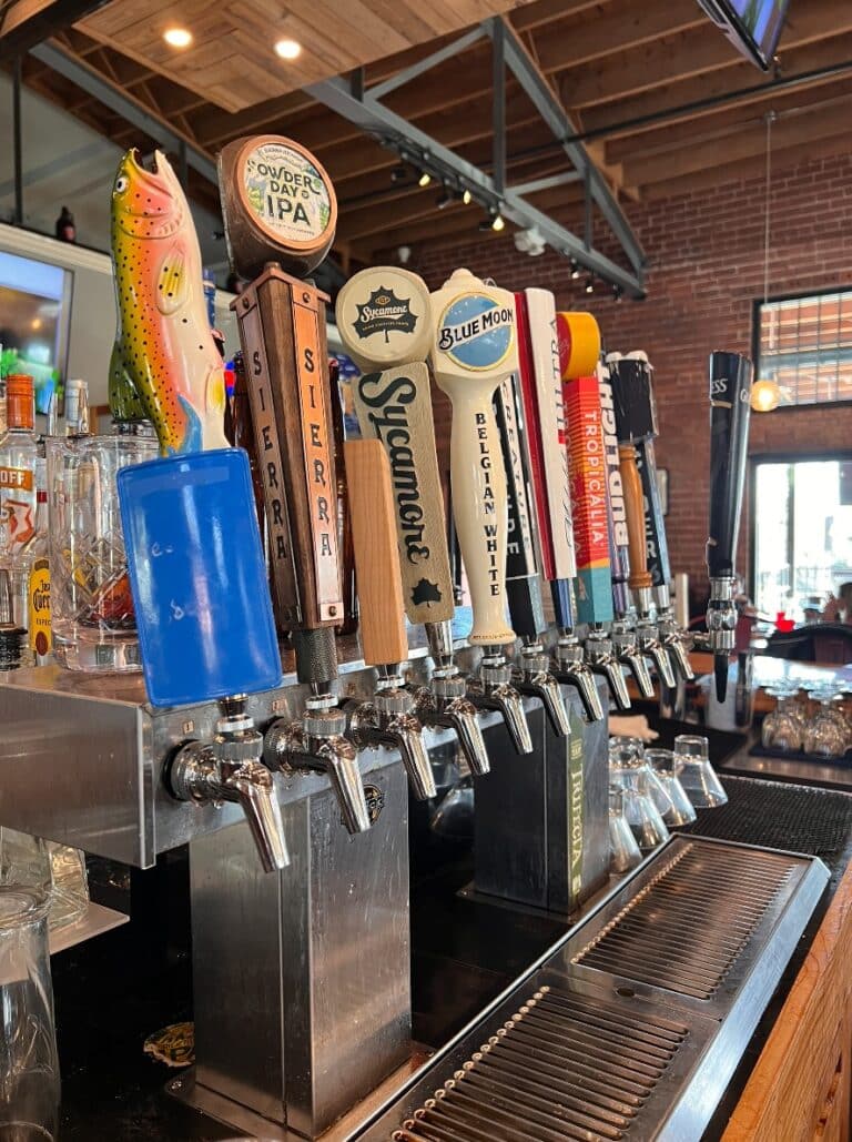 341604867 200607442710737 1883034195967730081 n 768x1029