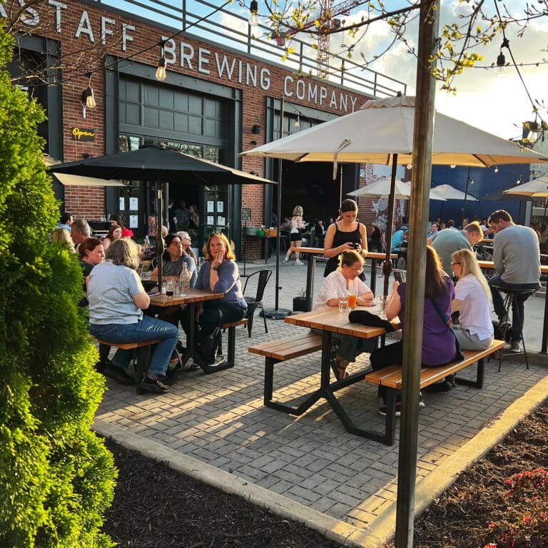 372915927 347988397572142 3851837635235501063 n 768x768