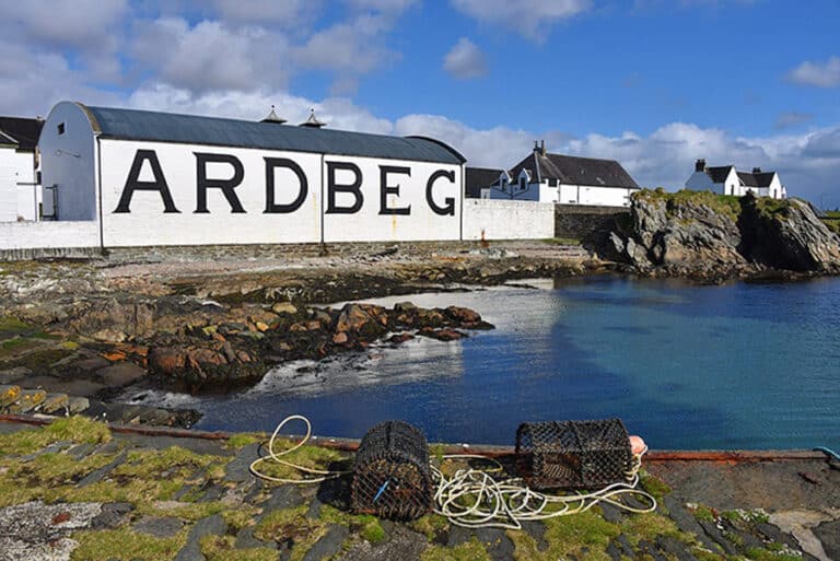Ardbeg Distillery2 768x513