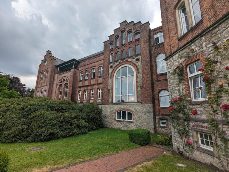 PXL 20230621 141250406 768x576