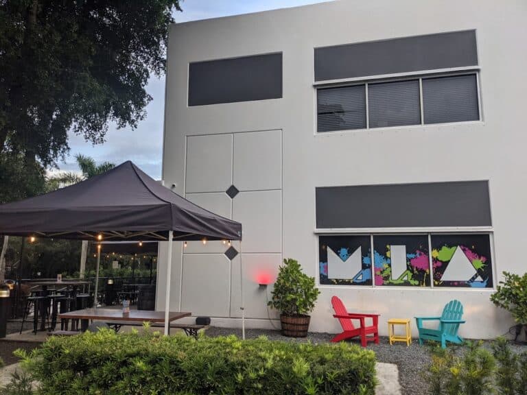 PXL 20210919 225549812 768x576