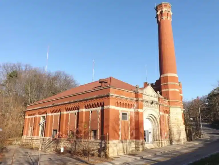 635802073839334131 1400589487000 Eden Park NK 2 768x578