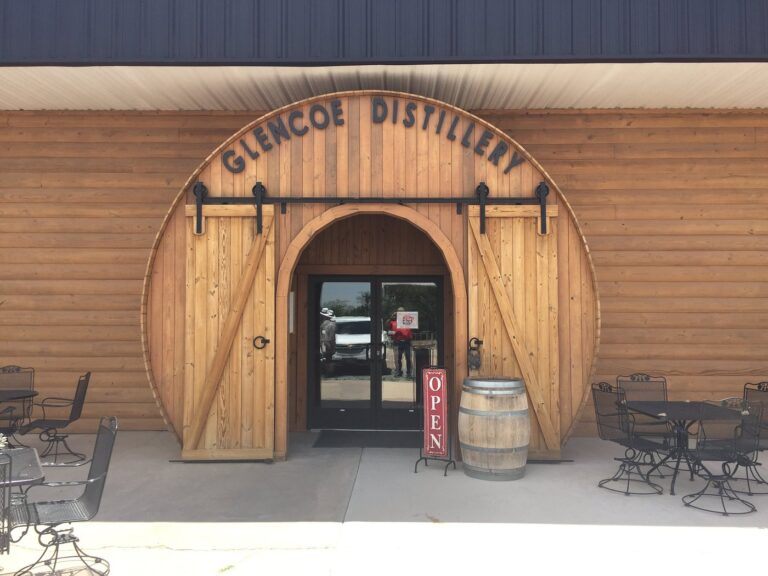 entrance to glencoe distillery 768x576