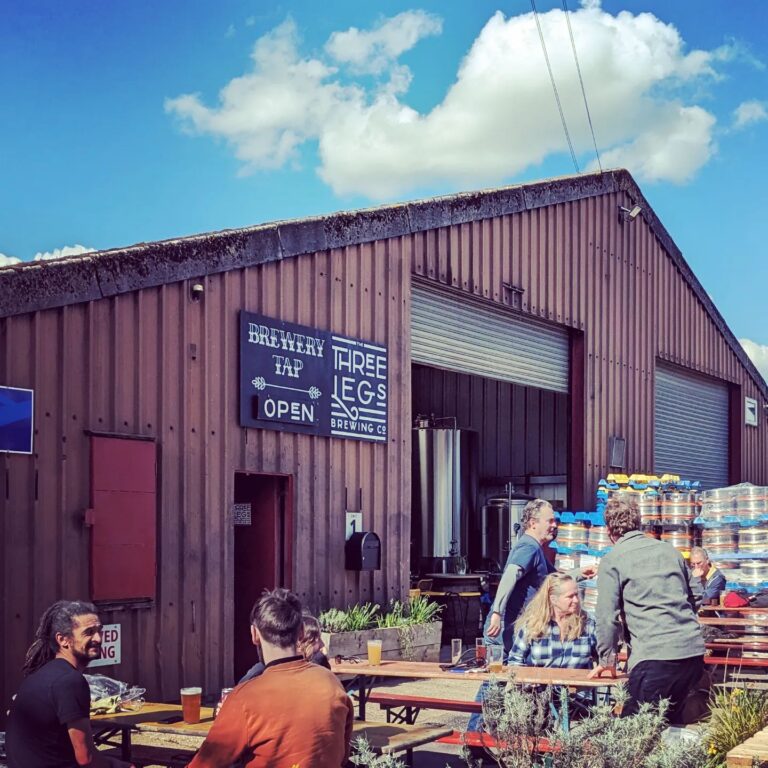 340310342 544941177774863 88756628698865116 n 768x768