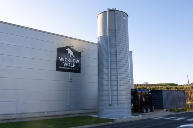 412679231 749426537203953 7538042833002942468 n 768x512