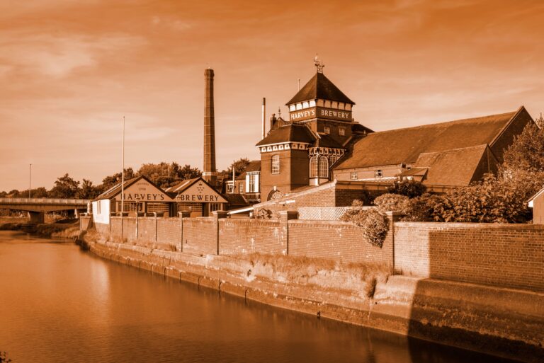 416839391 812128320925205 4881983813855422364 n 768x513