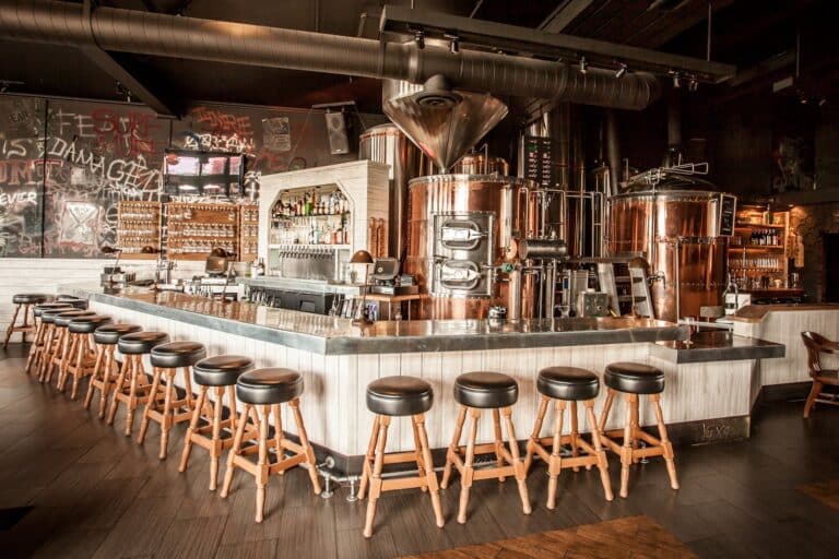 300381773 213082731042501 8481102818793395703 n 768x512