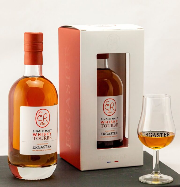 029b whyski  mg 9569 49052740678 o 768x796