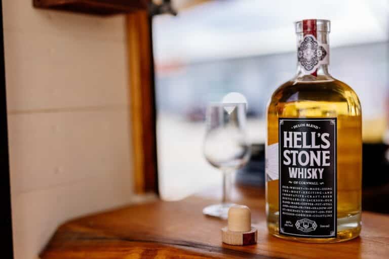 Whiskey launch 17 1 768x512