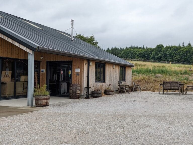 PXL 20220722 143016034.PORTRAIT 768x576