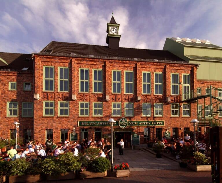 300166938 586966249685049 6477220923594945450 n 768x633