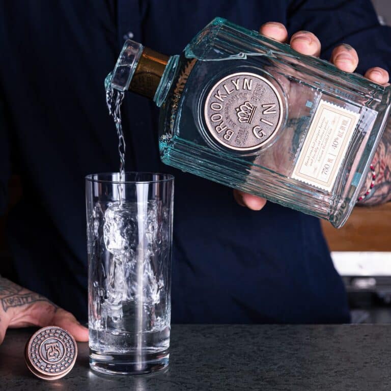 brooklyn gin 1x1 1 1250x1250 1 768x768