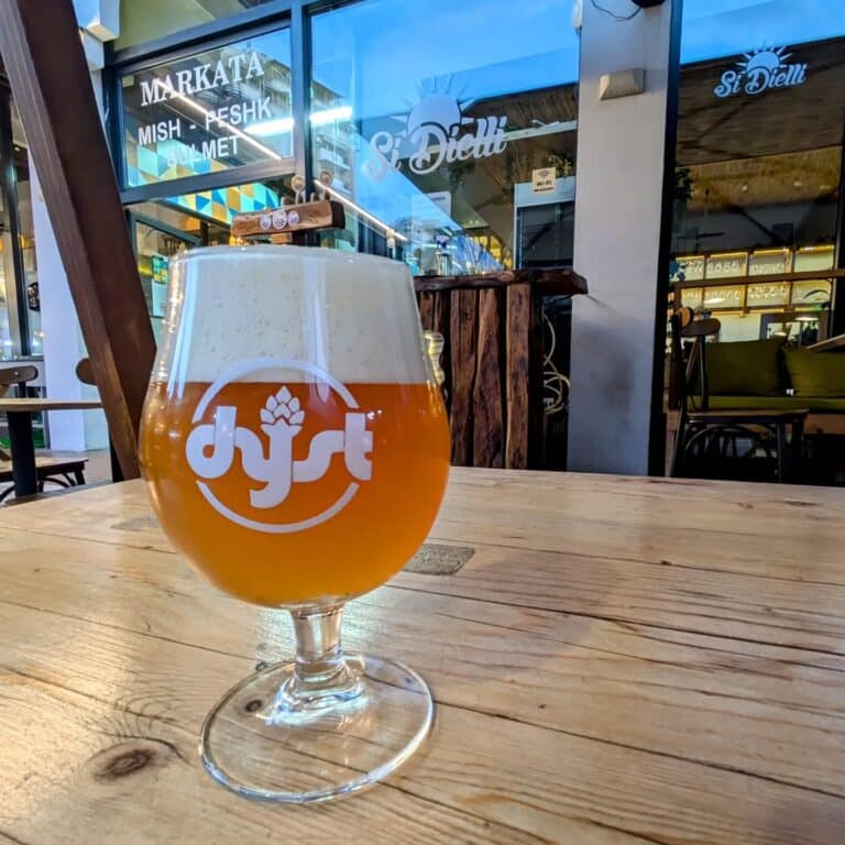 460953740 858923166382492 8288026383309621350 n 768x768