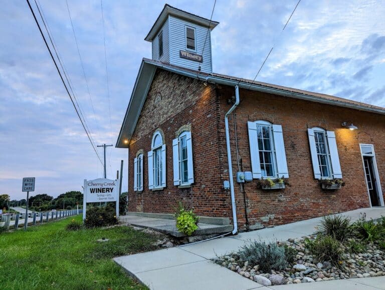 PXL 20220924 2311427042 768x579