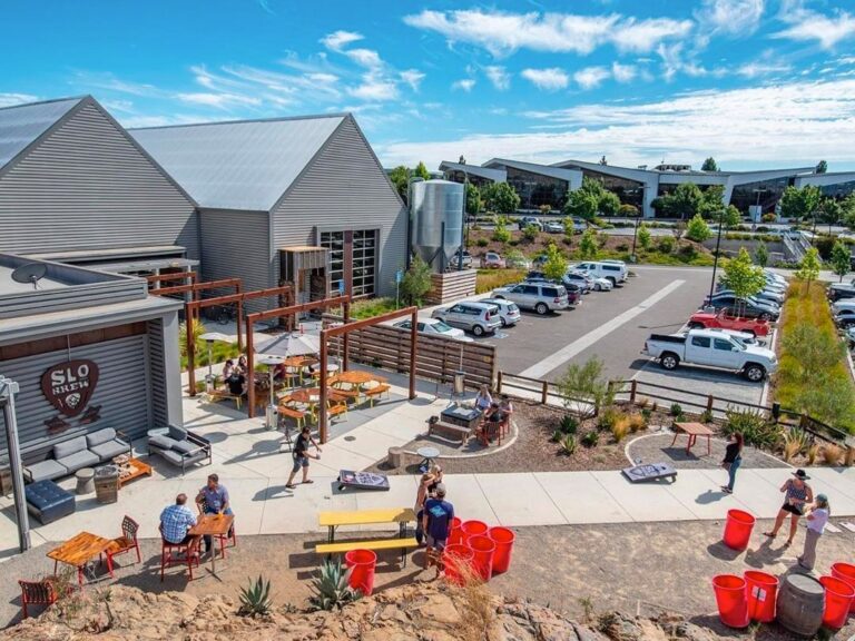 Rock uai 1080x810 1 768x576