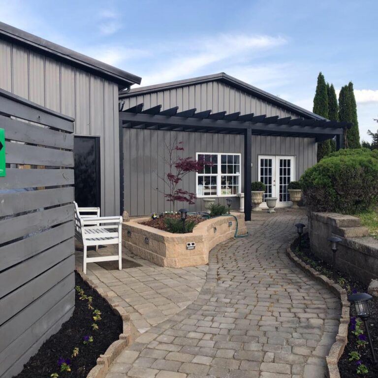 291402951 526466525858845 1157167921566778549 n 768x768