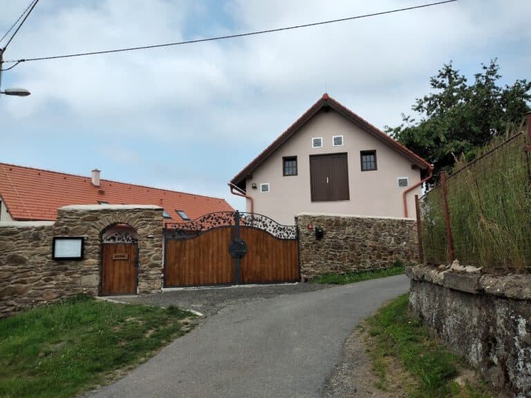 unnamed 17 1 768x576