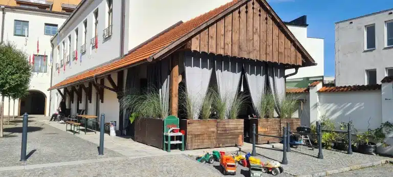 unnamed 2025 05 18T102601.741 768x346