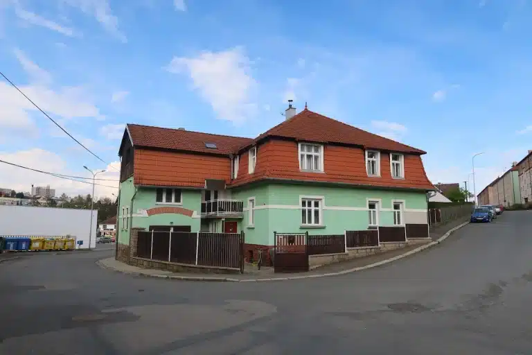 unnamed 2025 05 18T172158.915 768x512