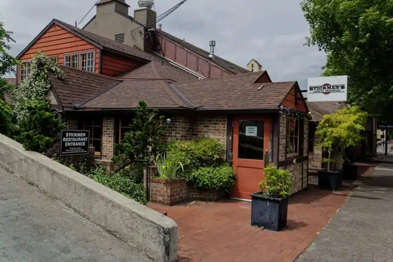 unnamed 2025 06 15T153605.834 768x512