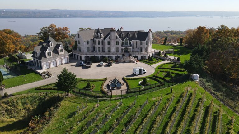 RiverWind Vineyard 768x432