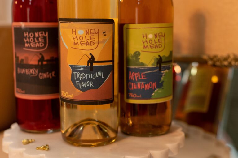 HoneyHoleSmall 768x511