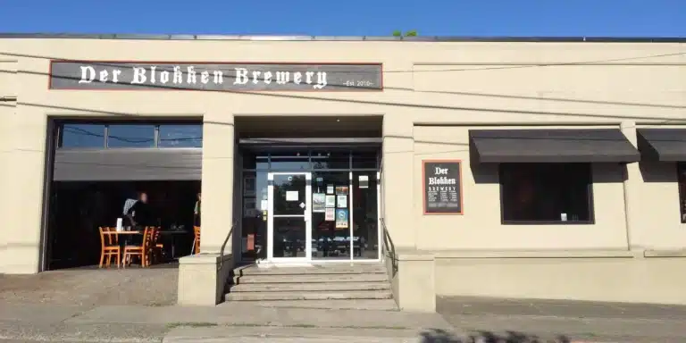 Chaos Bay Brewing Co Exterior 1 Banner 768x384